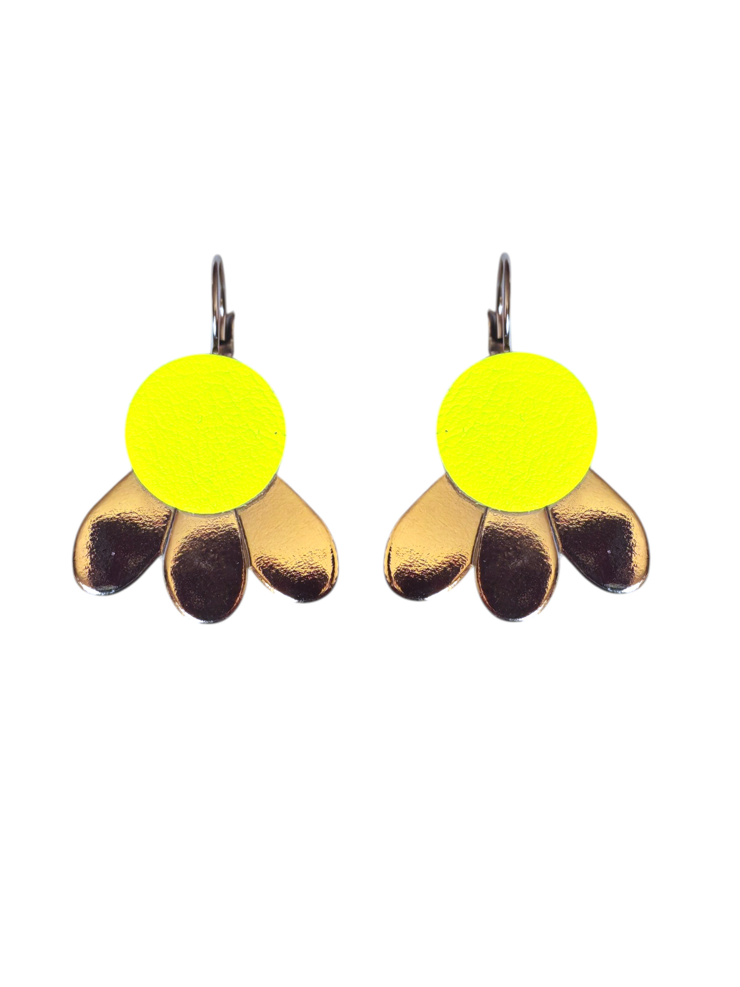 Boucles d'oreilles fleur en cuir jaune fluo et or - Majulette