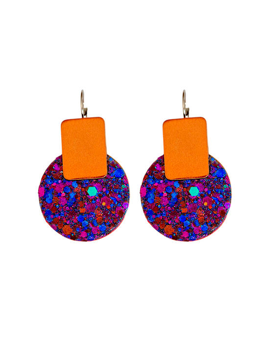 Boucles d'oreilles geometrique en cuir upcyclé violet paillette et orange  -  modèle Dot - Majulette