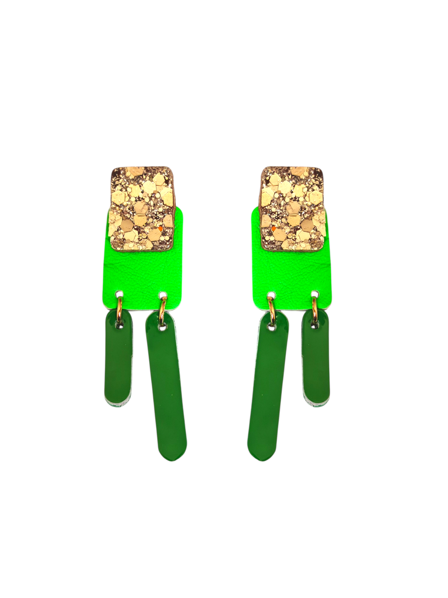 Boucles d'oreilles geometrique en cuir vert- modele Flow- Majulette