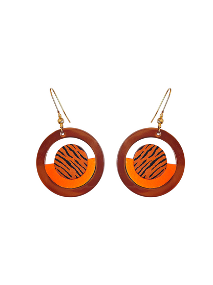 Boucles d'oreilles geometrique orrange zebre et orange metalisse et violet en cuir upcyclé modèle Alka- Majulette