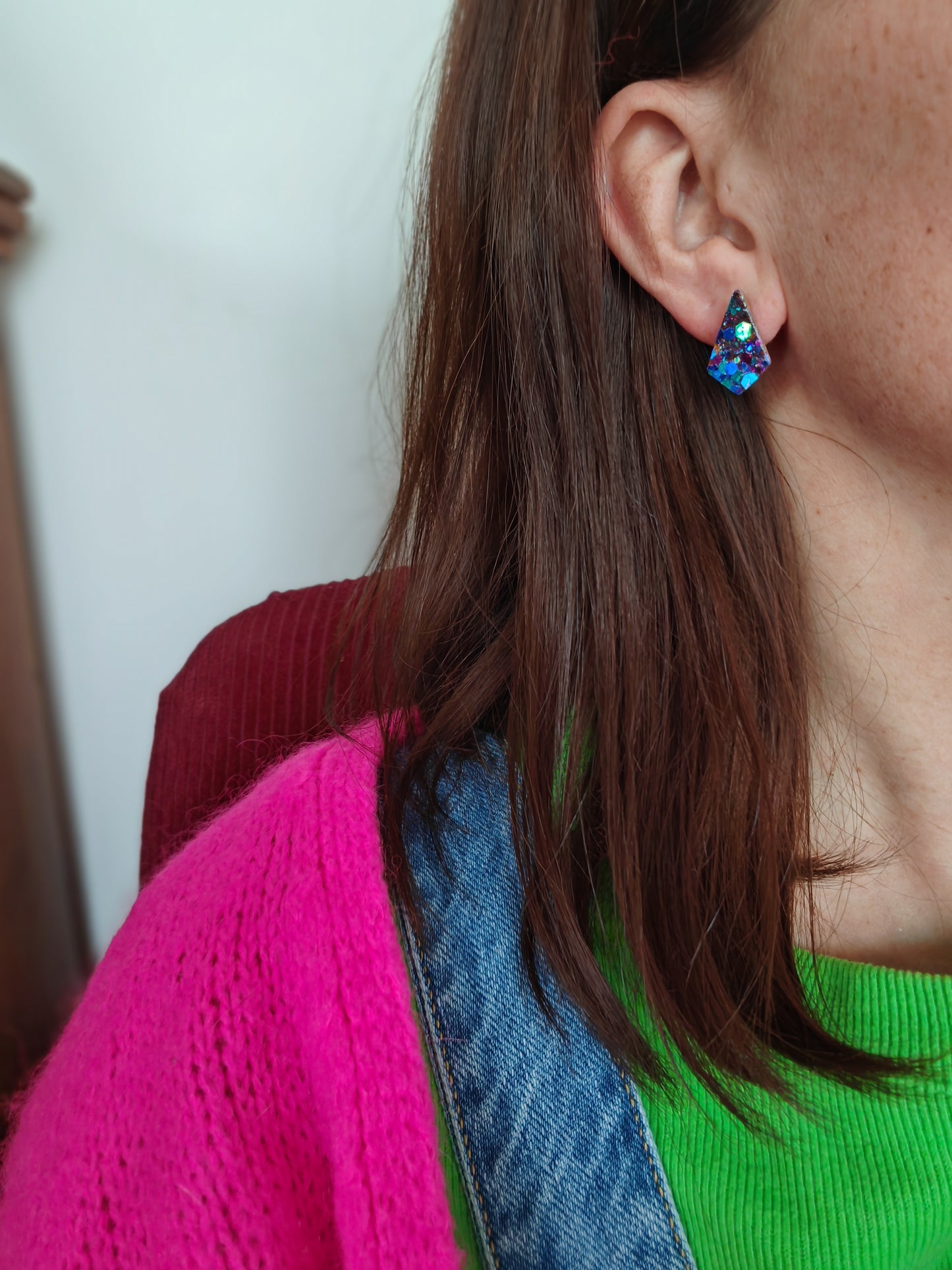Boucles d'oreilles  trio  géometrique en cuir  violet pailleté upcyclé modèle Bim Bam Boom porte  - Majulette