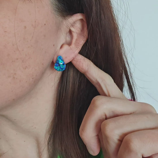 Boucles d'oreilles  trio  géometrique en cuir  bleu pailleté upcyclé modèle Bim Bam Boom porte  - Majulette
